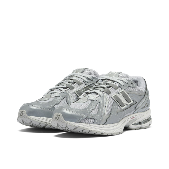 NEW BALANCE 1906D PROTECTION PACK SILVER METALLIC