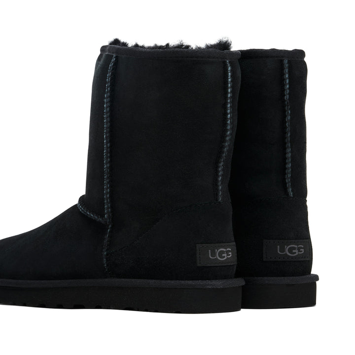UGG CLASSIC SHORT II BOOT BLACK WOMENS