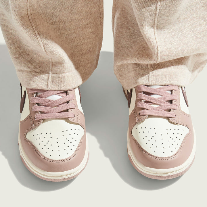 NIKE DUNK LOW DIFFUSED TAUPE WOMENS