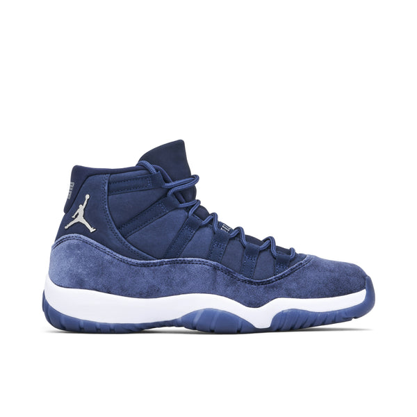 AIR JORDAN 11 VELVET MIDNIGHT NAVY WOMENS