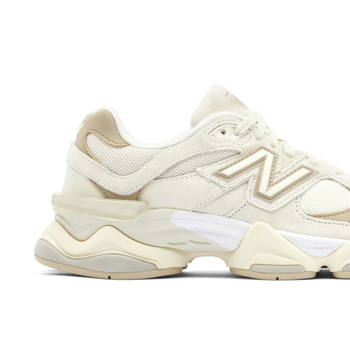 NEW BALANCE 9060 SEA SALT BROWN
