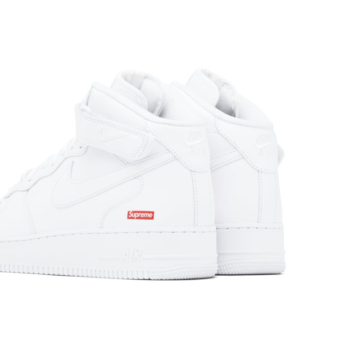 NIKE AIR FORCE 1 MID SUPREME WHITE