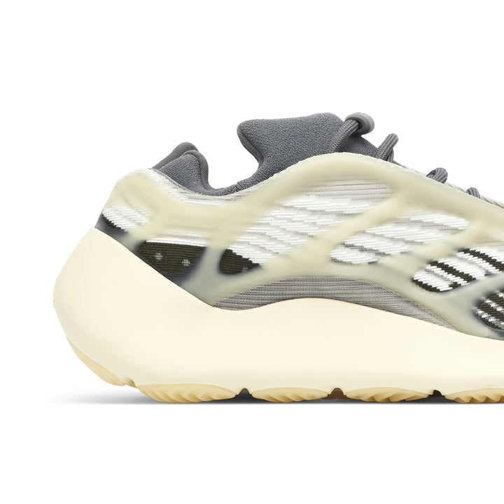 YEEZY 700 V3 FADE SALT