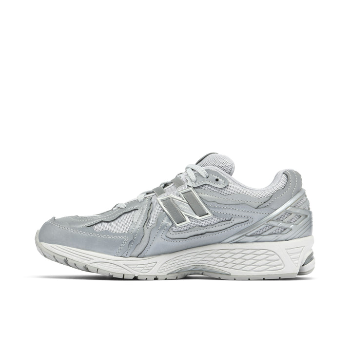 NEW BALANCE 1906D PROTECTION PACK SILVER METALLIC