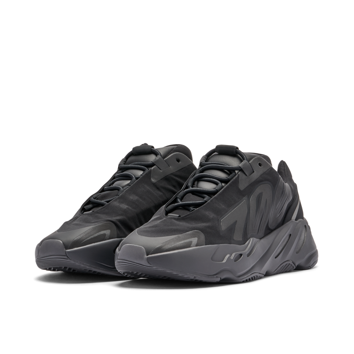YEEZY 700 MNVN TRIPLE BLACK