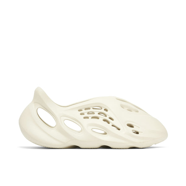 YEEZY FOAM RUNNER SAND