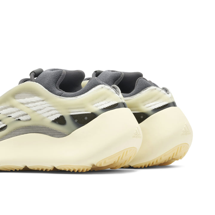 YEEZY 700 V3 FADE SALT