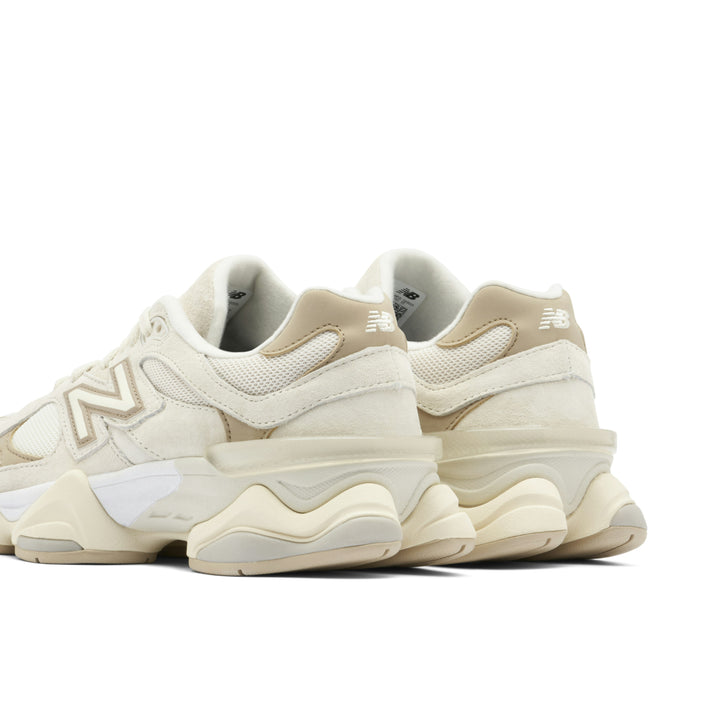 NEW BALANCE 9060 SEA SALT BROWN